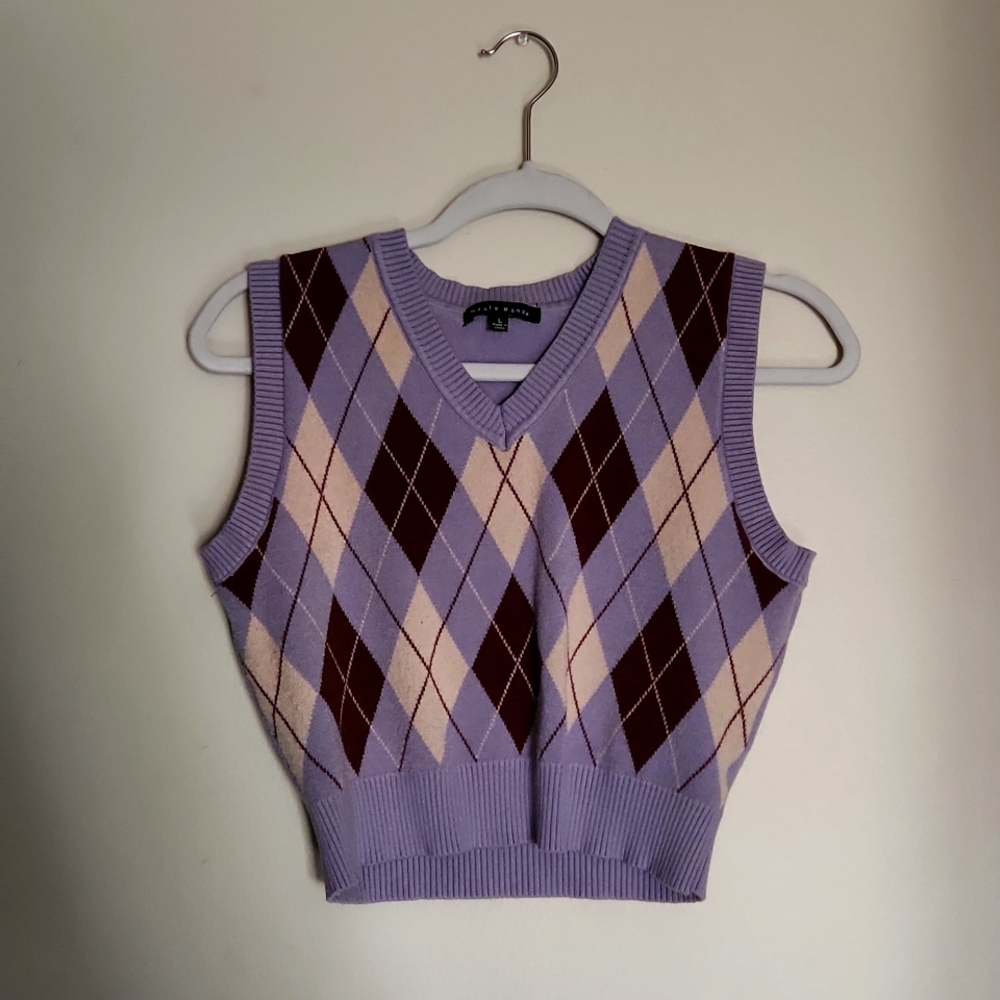 LG Purple sweater vest